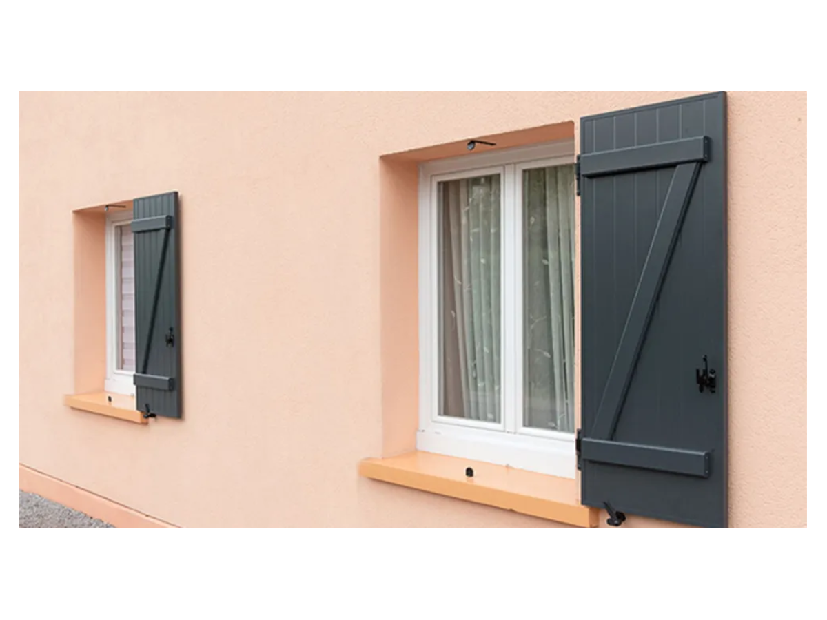 Volet Isolé Barre et Écharpe 1 Vantail - Habitat83.com