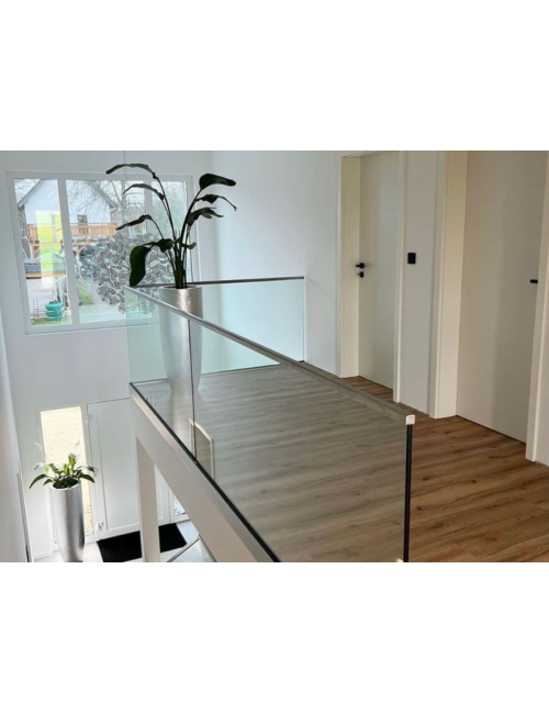 Garde-Corps Balustrades Vitrées – Élégance et Sécurité | habitat.com