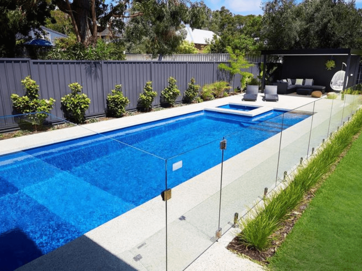 Barriere de piscine - Habitat83.com